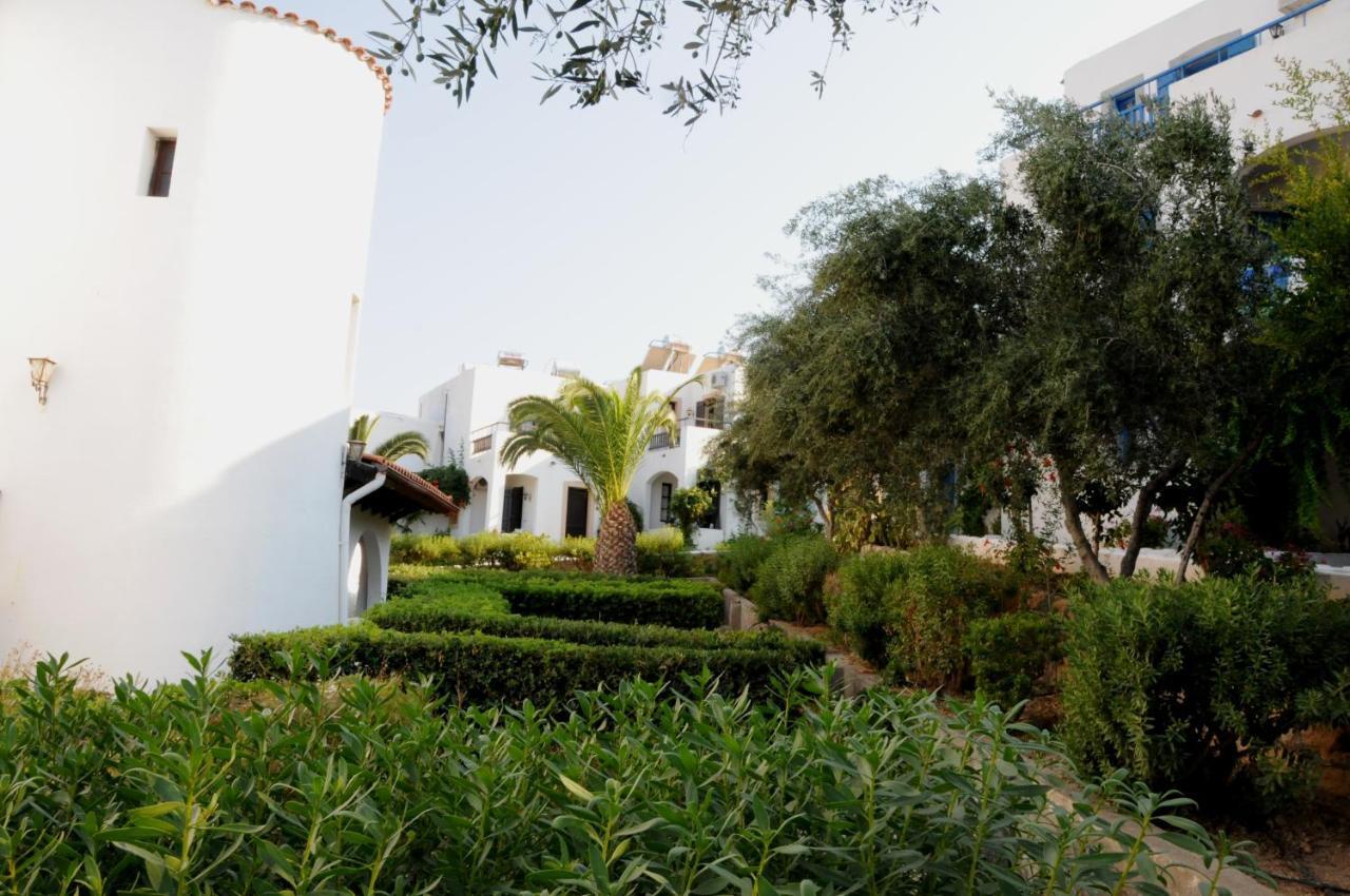 Hersonissos Village Hotel & Bungalows Exterior foto